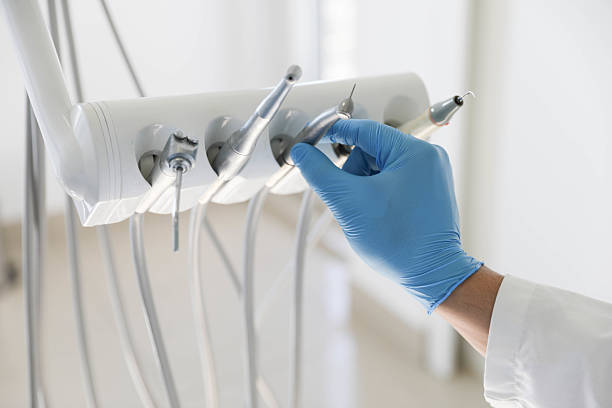 Professional Emergency Dentist technician working in Laguna Niguel, CA